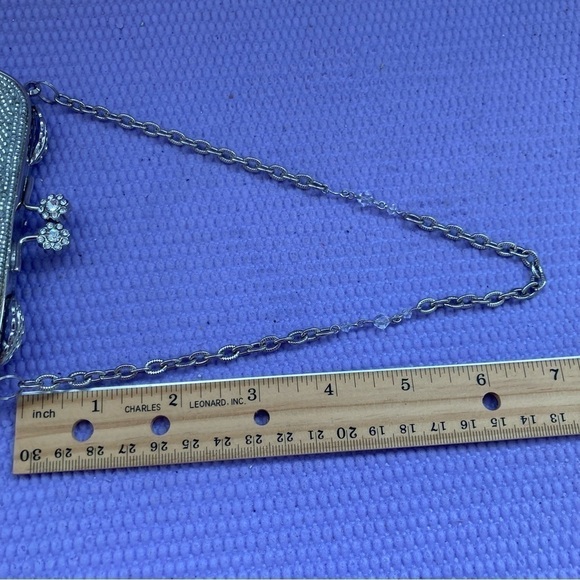 INGE CHRISTOPHER Beaded & Rhinestone Silver Metallic Convertible Clutch   8”x 7” - Picture 12 of 15